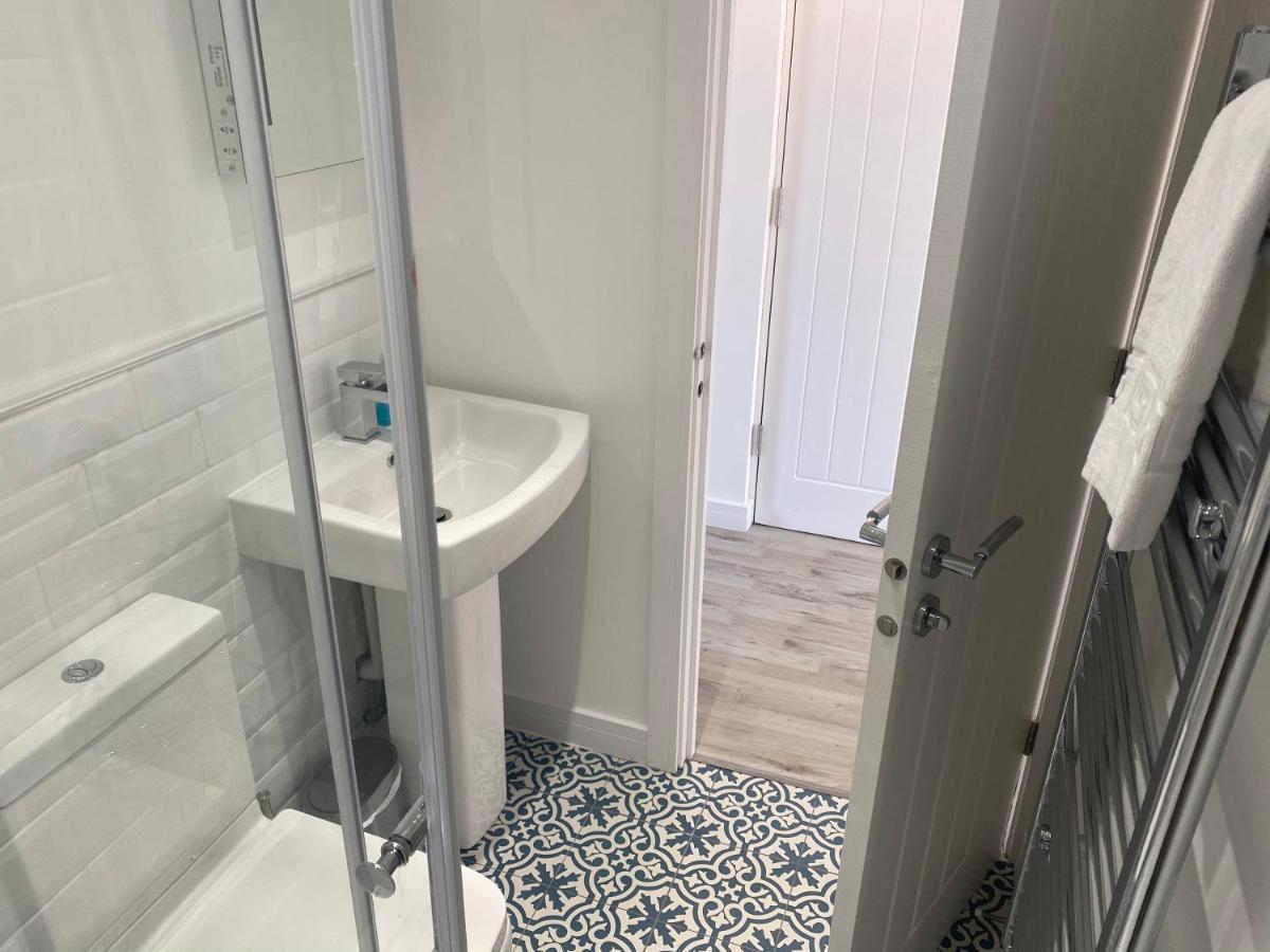 Stylish Pontcanna Flat Near City Centre Cardiff Exterior foto